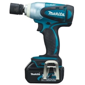 Аккумуляторный ударный гайковерт Makita BTW 251 RFE, 18В, 3.0 А*ч, 230 Нм, 1.7 кг, размер крепежа до 16 мм 