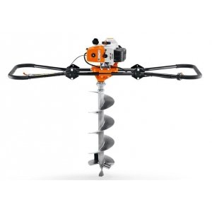 Мощный бензобур BT 360 STIHL, обслуживаемый двумя рабочими